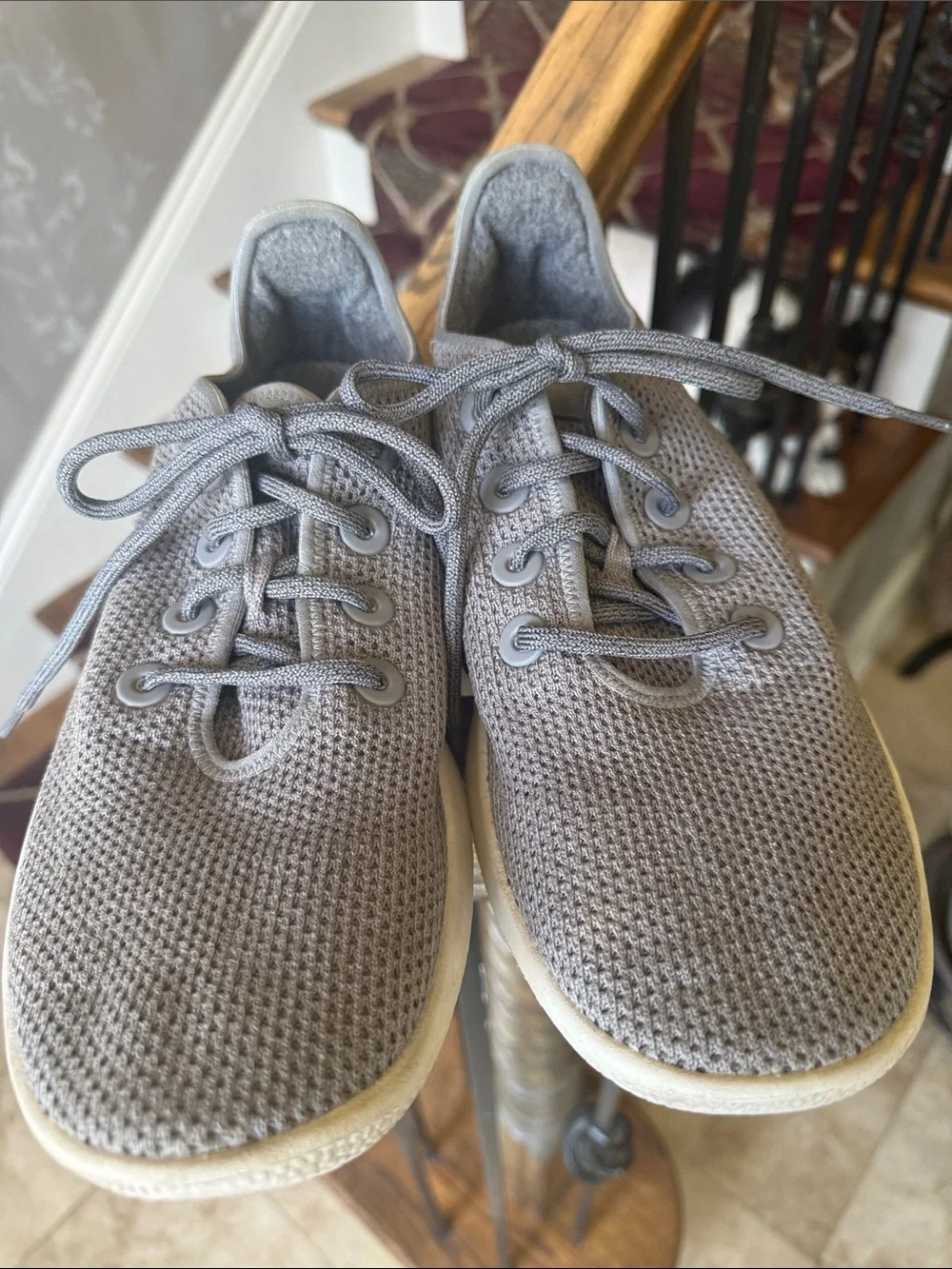ALLBIRDS men’s shoe size 11 very good condition